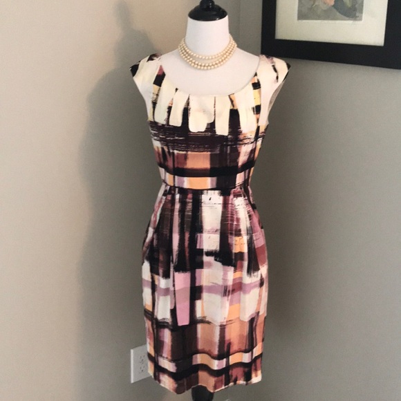 ❌SOLD❌ Maggy London Sheath Dress with POCKETS - Picture 5 of 5